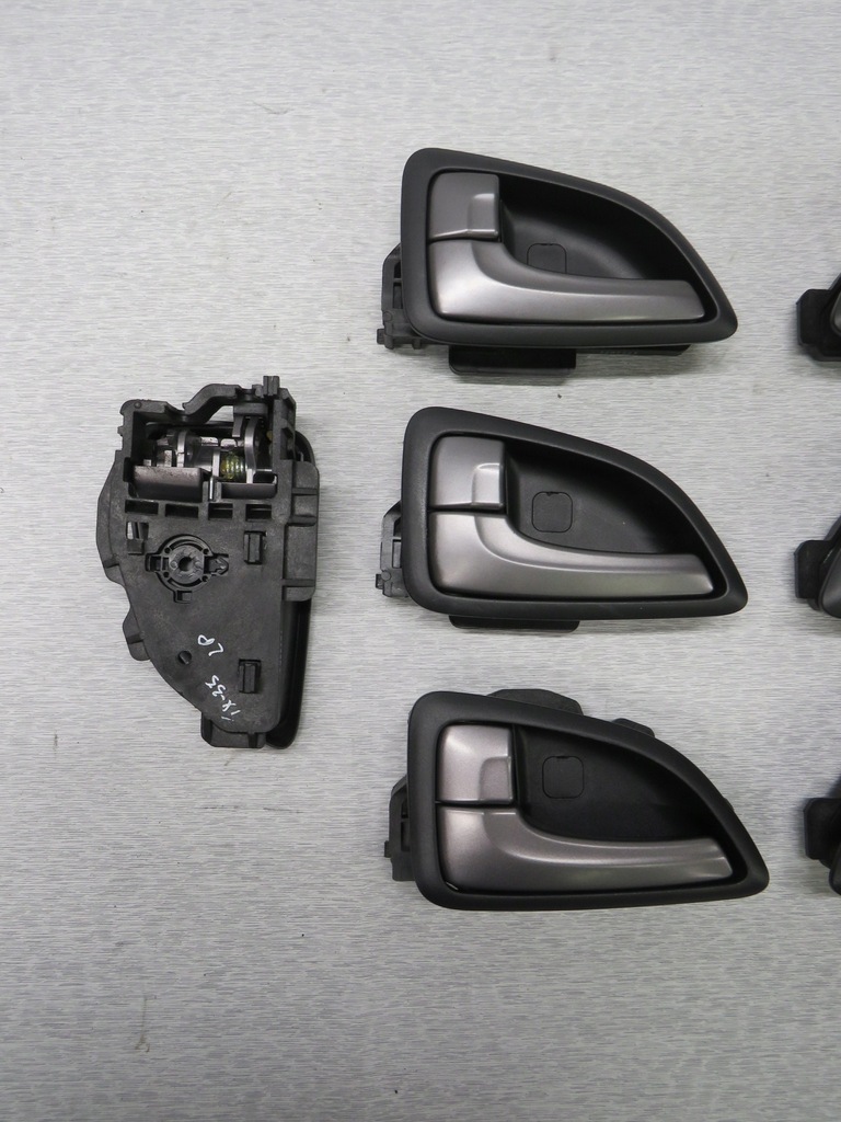 фото №2, Hyundai ix35 ручка внутренняя дверь