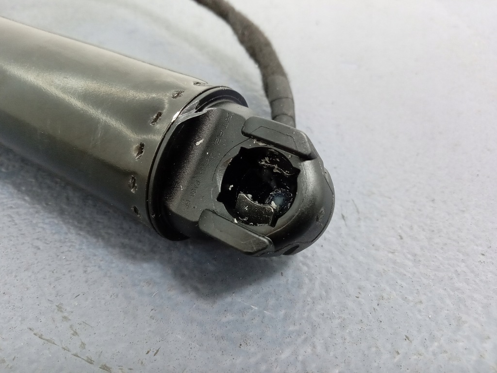 фото №6, Bmw 7 g11 g12 lci привод крышки правый 8499572