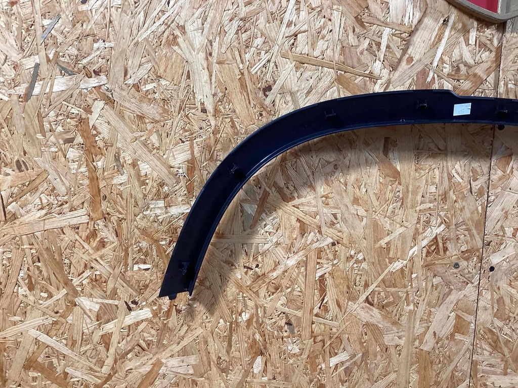 фото №7, Land rover defender l663 права молдинг крила перед l8b2-16a074-ax lr147922