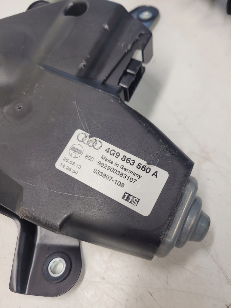 фото №6, Привід шторка багажника audi a6 c7 4g9863560a