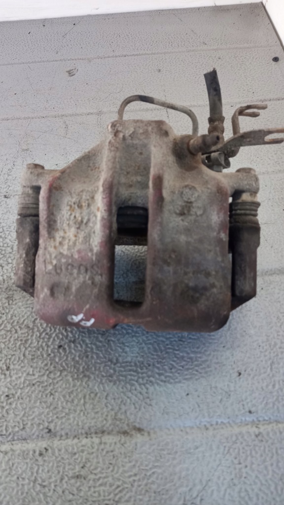 фото №1, Супорт правий перед audi a4 b6 02r sedan 1.9tdi