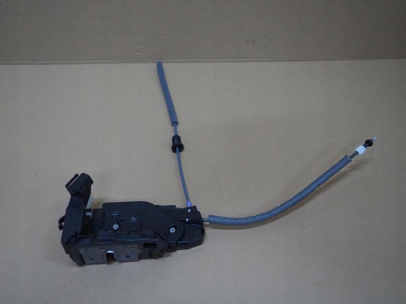 фото №1, Замок дверь правый задняя mercedes eqb x243