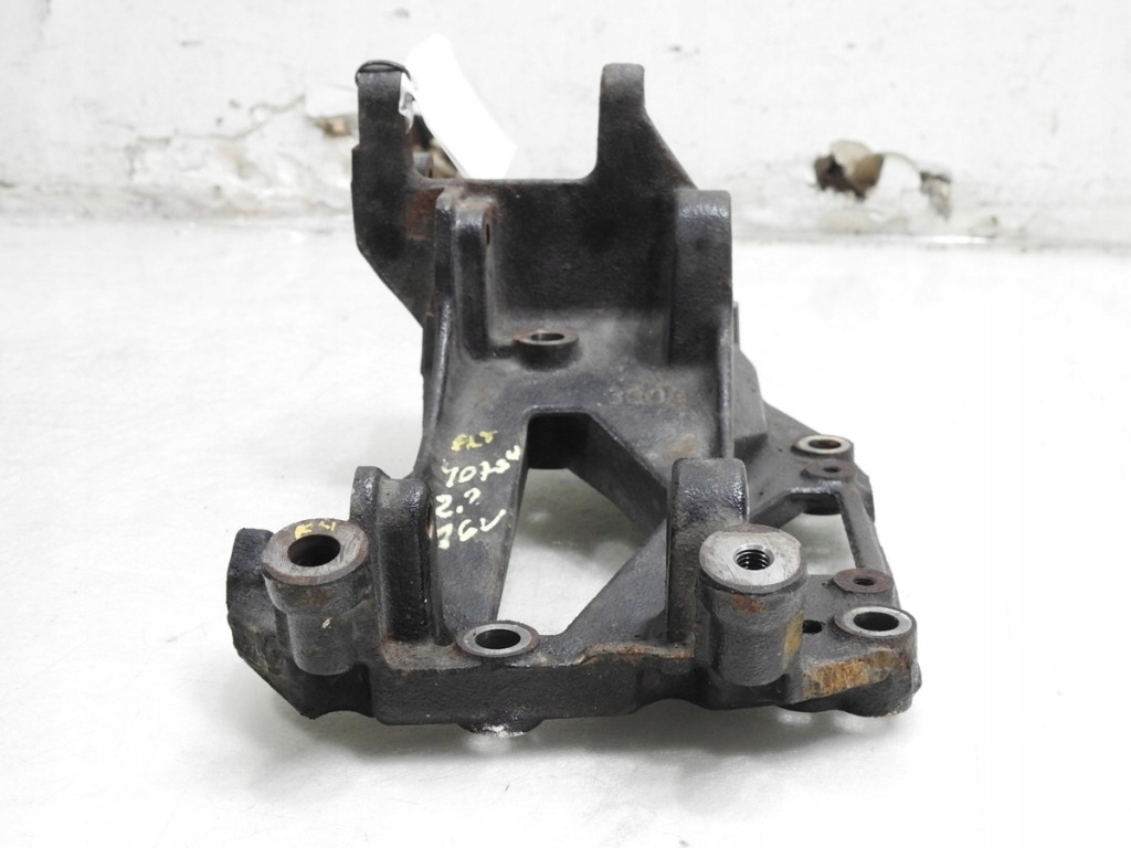 фото №3, Кронштейн основа генератора peugeot 407 2.2 16v