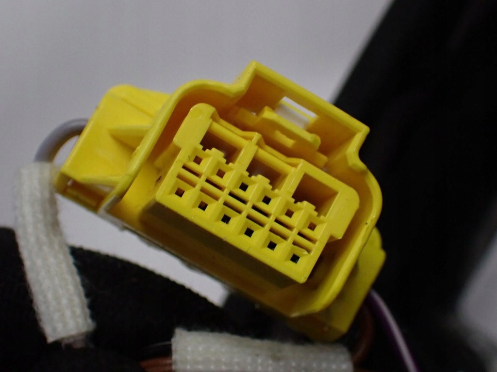 фото №9, Воздуховод мультифункция кожа czerwona nić 575419091h seat arona fr 21r