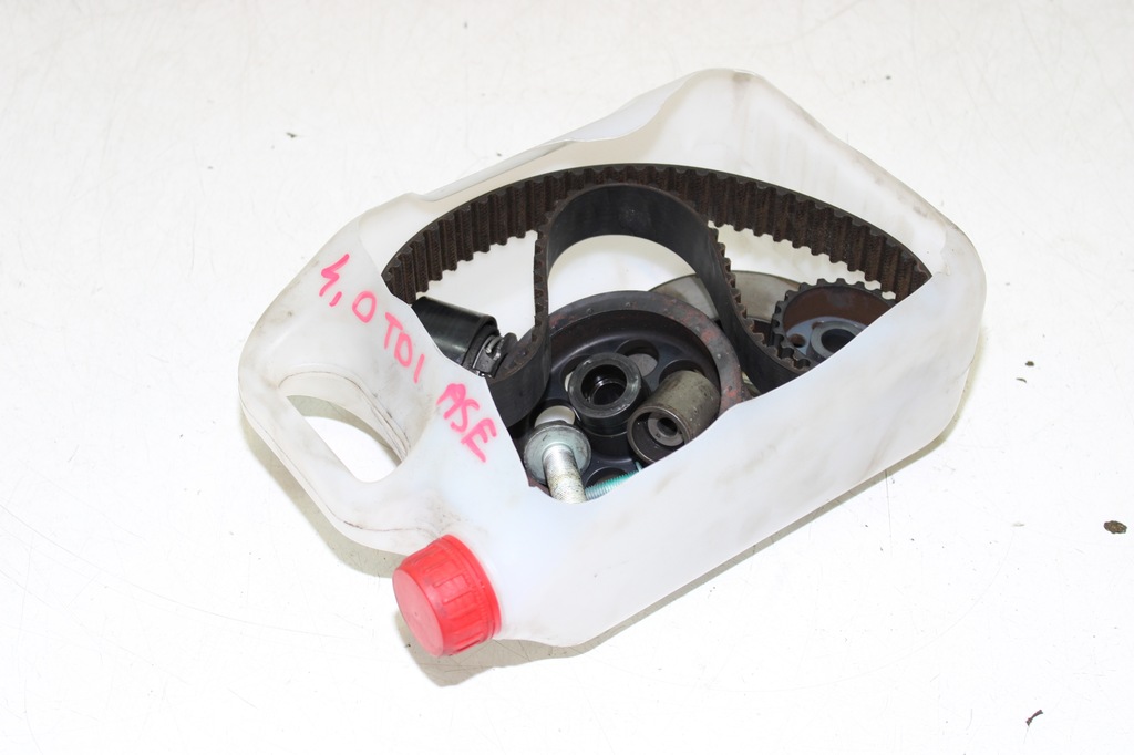 фото №8, Audi a8 4.0tdi v8 ase грм направляющая колесо комплект набор 057109105b