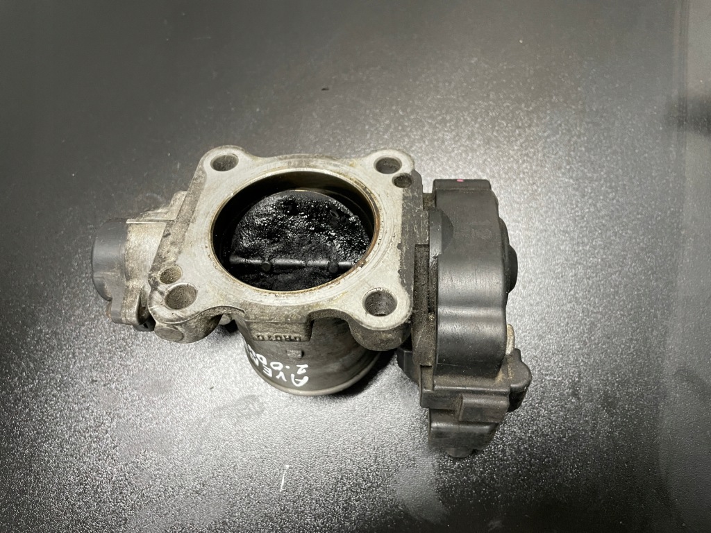 фото №5, Дросельна заслінка 0r010 toyota avensis ii 2,0 d4d