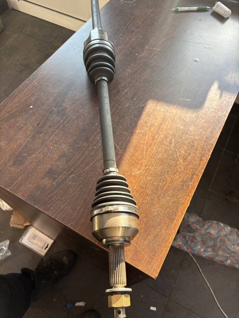 Купить Приводной вал приводная chrysler pacifika 2004-2006