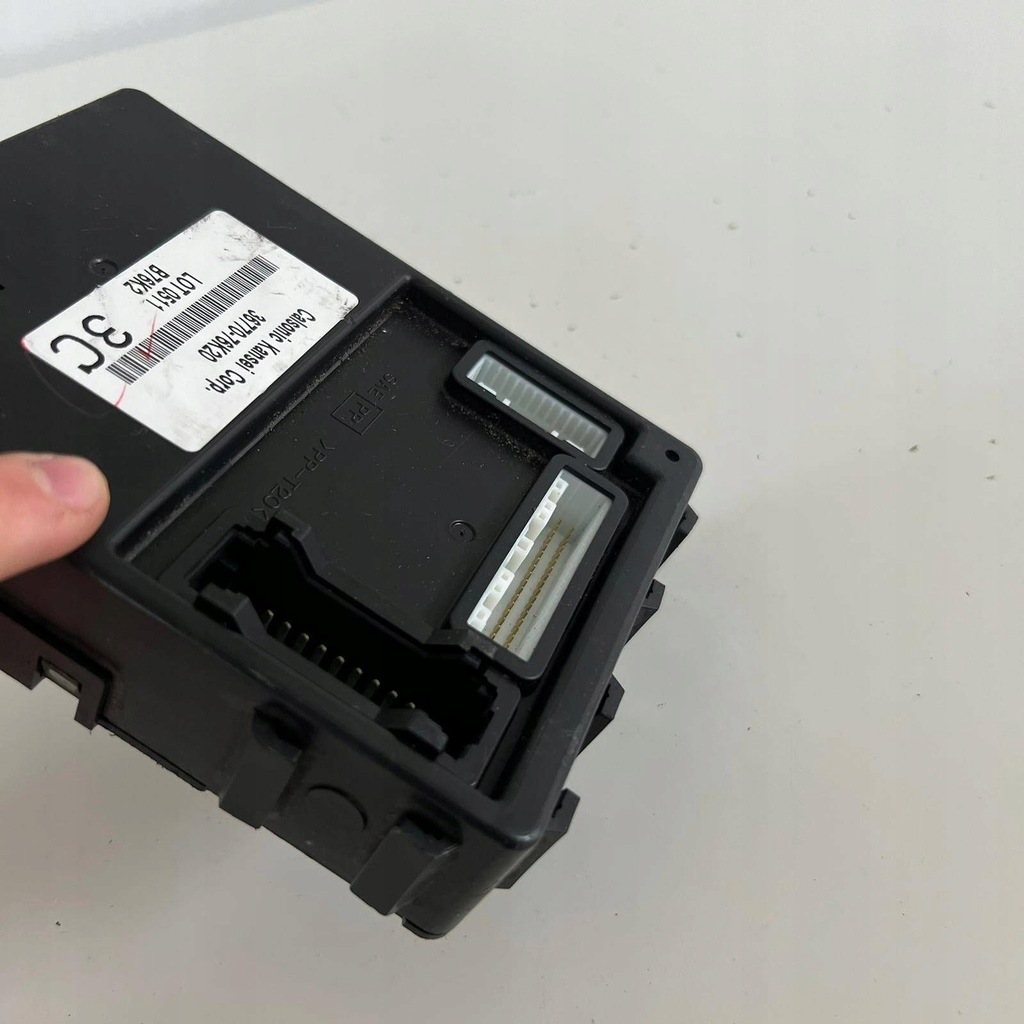 фото №9, Модуль комфорта блок управления suzuki grand vitara ii 3677076k20