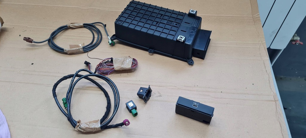 фото №16, A4 b9 lift разъём зарядное устройство жгут электропроводка usb 8w0035708a a5 8w