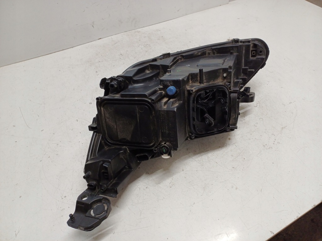 фото №10, Peugeot 308 2 ii lift 17- лампа правая перед full led 9677832380