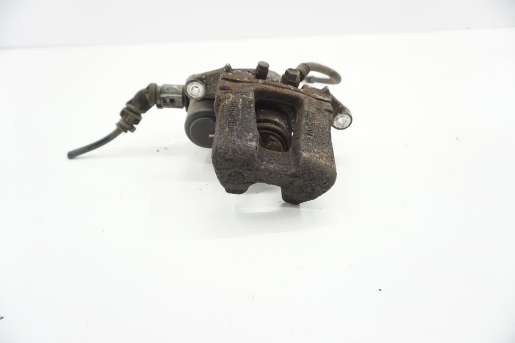 фото №1, Hyundai i40 супорт лівий задній задня 1.7crdi