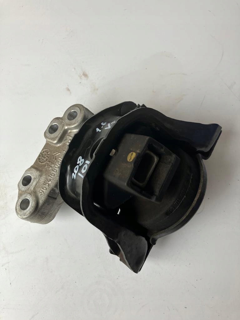 фото №1, Кронштейн подушка двигуна 208 1.6 vti 9654166080