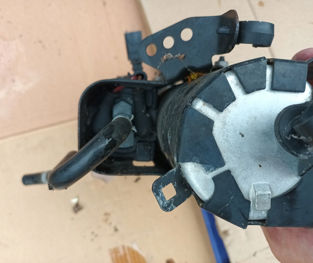 фото №5, Насос топлива vw transporter t5 lift 2.0 tdi biturbo