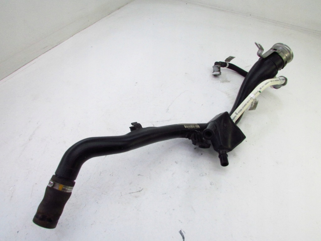 Купить Bmw f45 1.5 гибрид труба заливной топлива 14-22r r2745100001