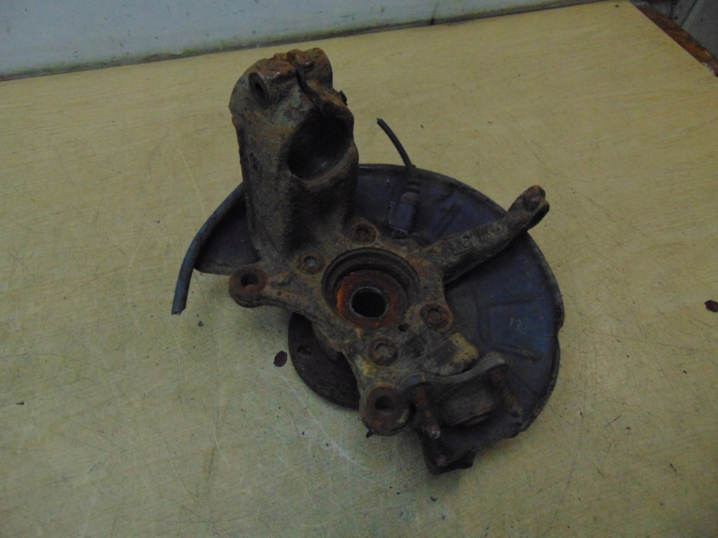 фото №9, Поворотний кулак ступиця права перед vw golf vi 1.4 tsi