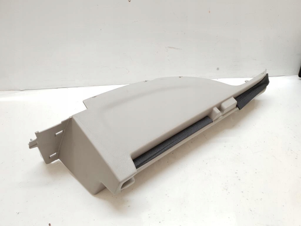 фото №4, Кронштейн полка правый задняя renault scenic iii