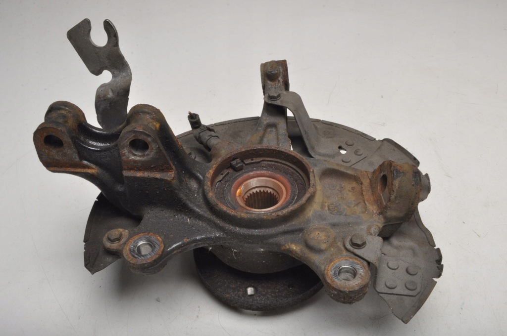 фото №3, Peugeot 3008 ii поворотний кулак права передня