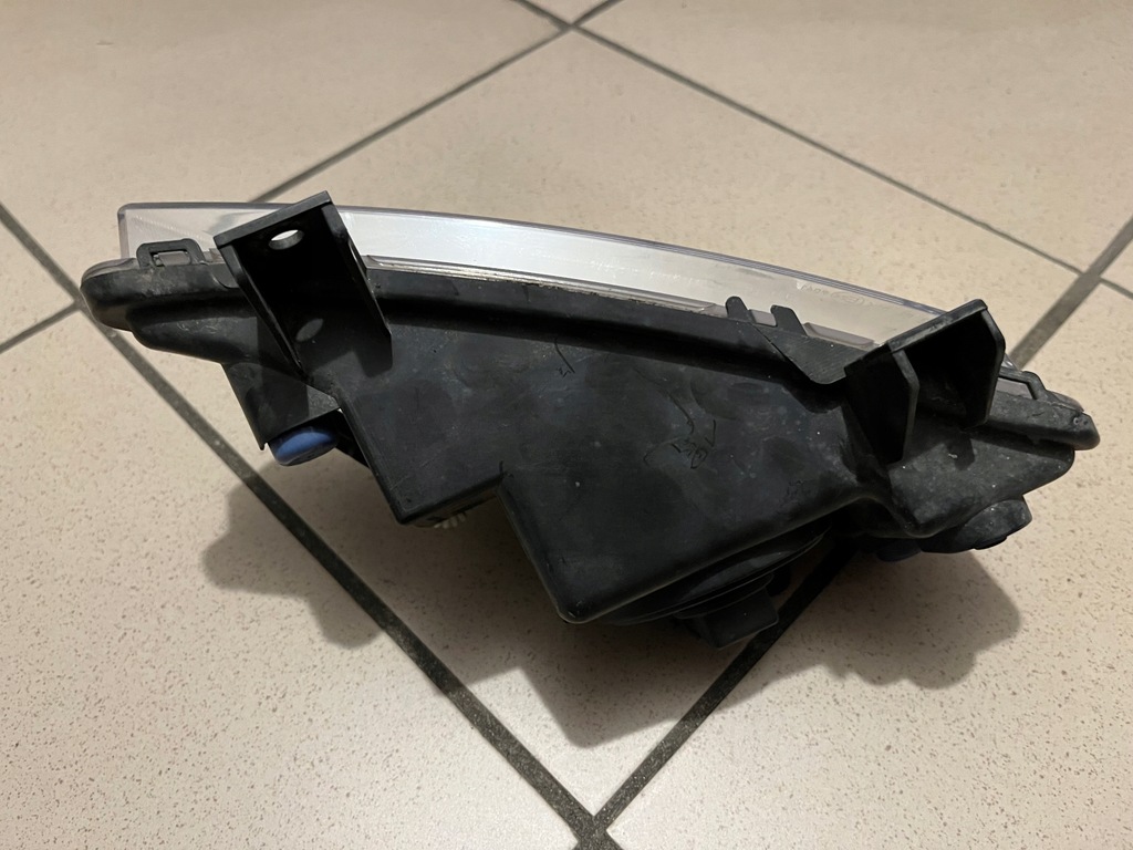 фото №9, Skoda citigo lift лампа противотуманная фара правый