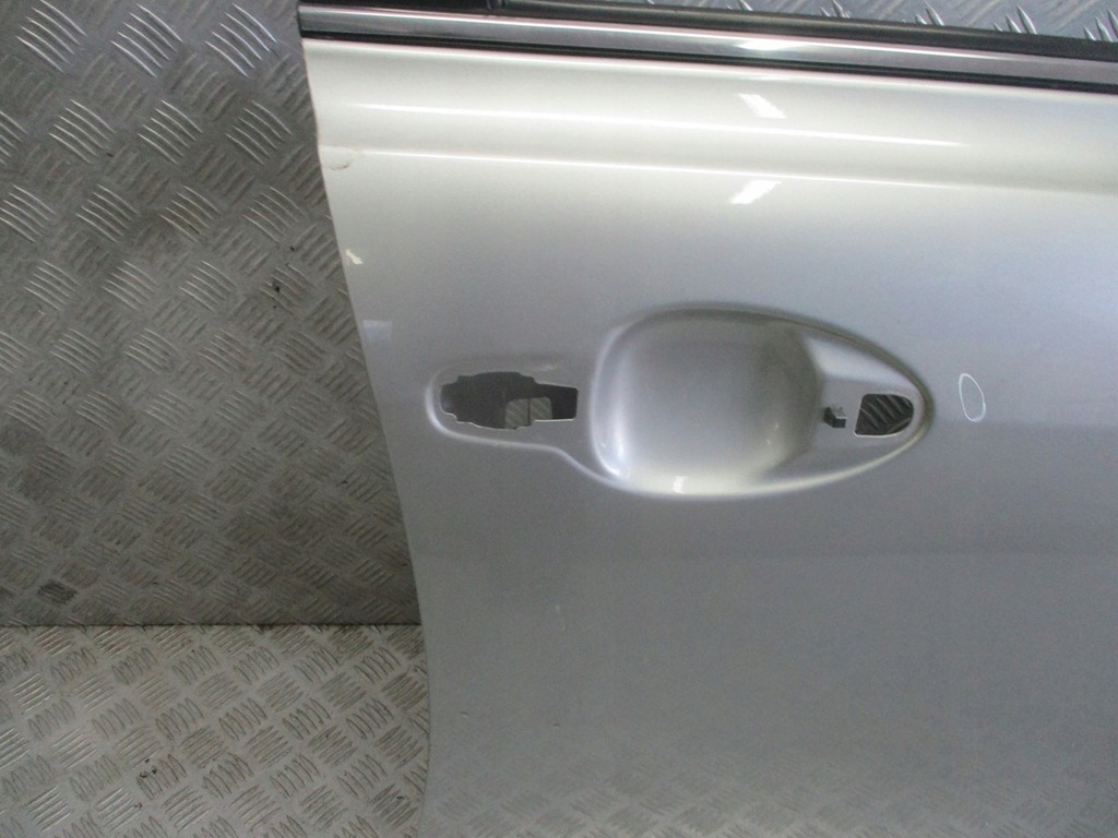 фото №6, Дверь правый перед toyota avensis t25 ezr