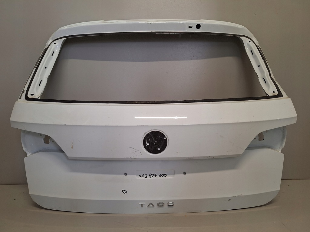 фото №1, Vw taos 2022 кришка багажника багажника задня 2gj827105 usa