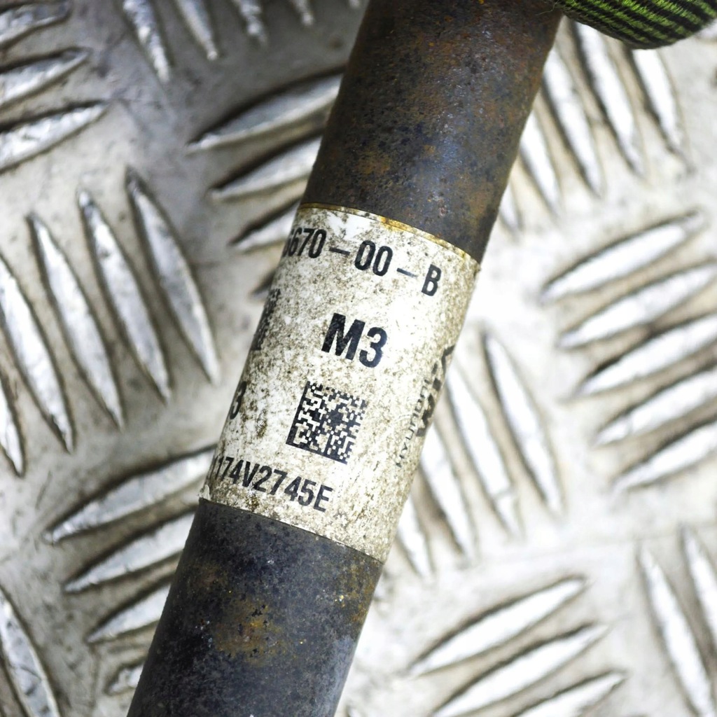 фото №7, Tesla model 3 2021 права сторона привідний вал задня