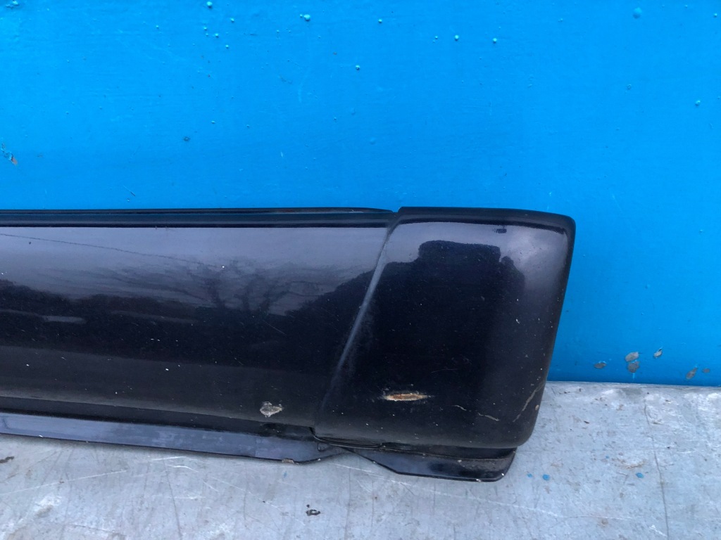 Mercedes ml w163 рестайлинг  правая молдинг накладка порог 359 Недорого