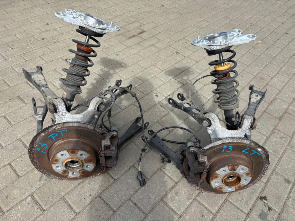 Купити Bmw i3 рестайлінг  поворотний кулак задній ліва права підвіска