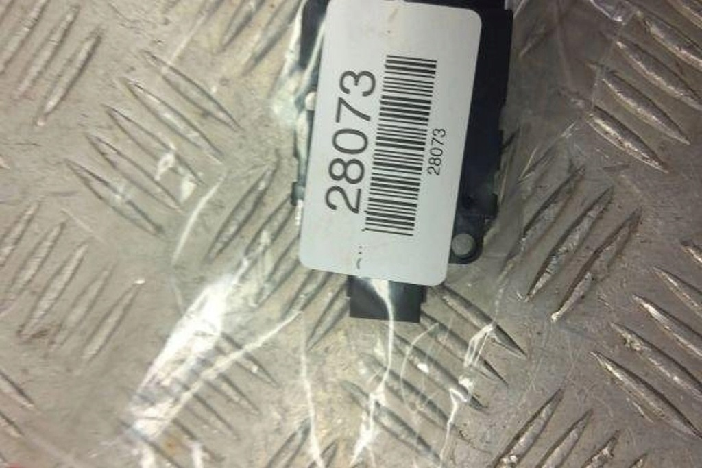 фото №8, Клапани керуючий обігрівачі audi cz1139300857 1.97l дизель 2013