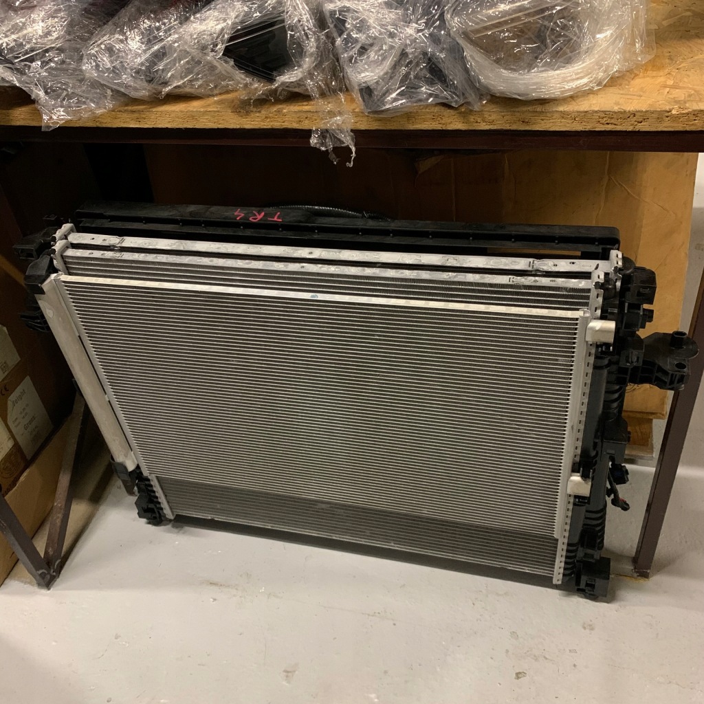 фото №12, Renault trafic iii iv 2.0 dci бампер лампы капот крылья радиатор ov369