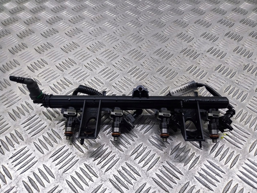 фото №1, Renault оригінальний номер 8200367230 молдинг упорскування