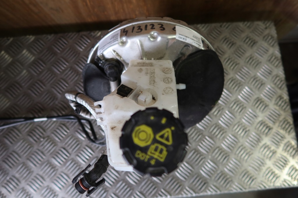 фото №7, Усилитель тормозов насос тормозная clio v 472109003r