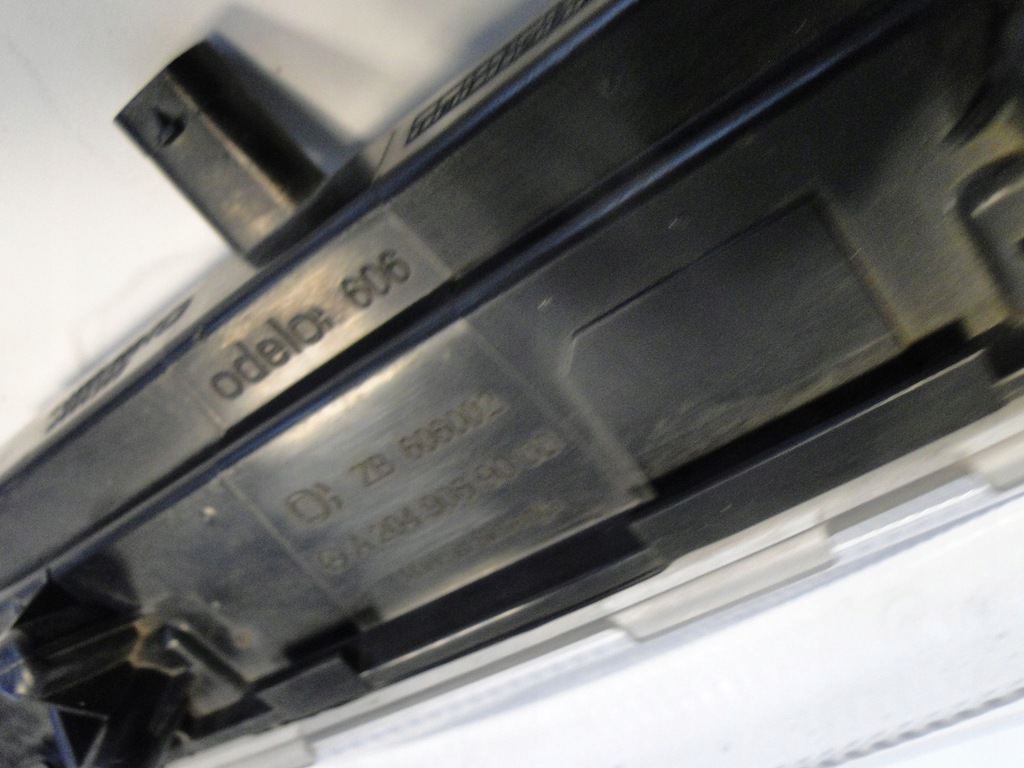 фото №9, Mercedes c w204 204 lift протитуманна фара правий led drl