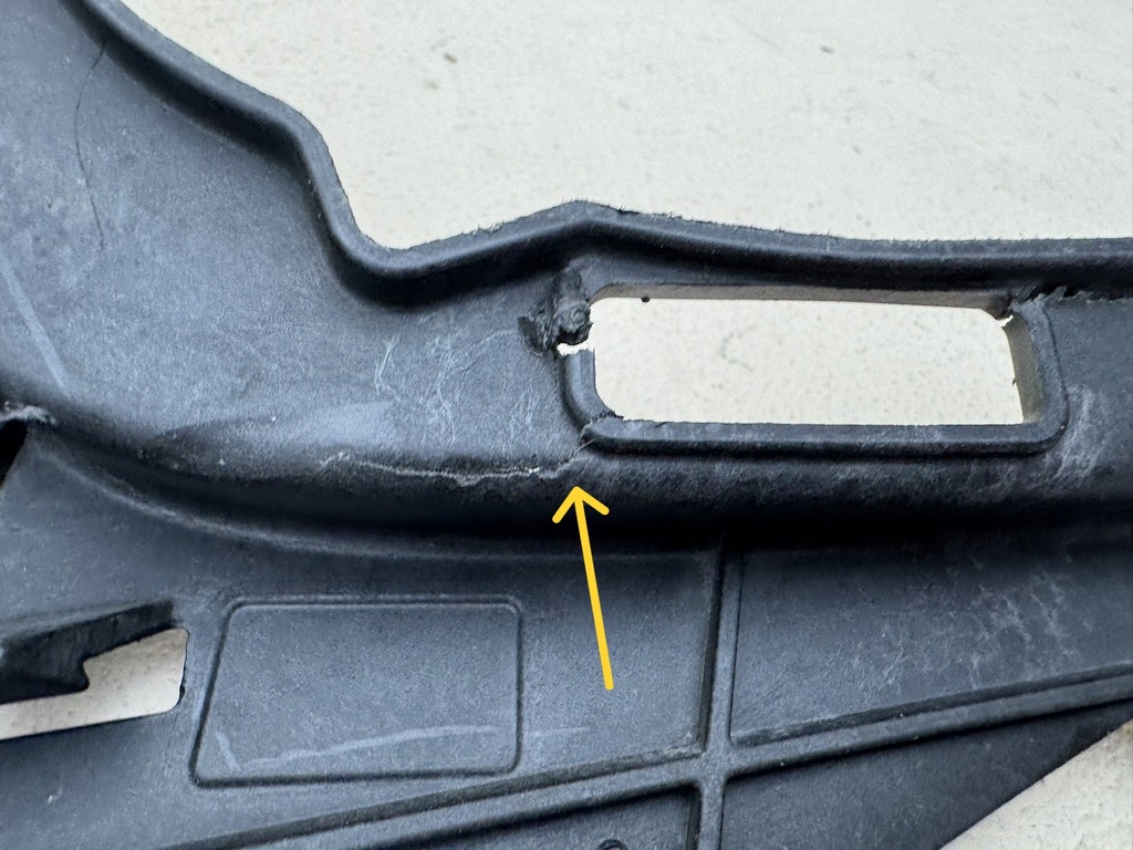 фото №14, Volvo s60 v60 18r- направляющая кронштейн бампера левый перед левая 31455652