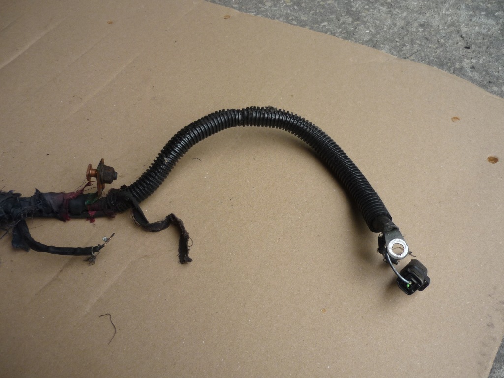 Клеми джгут акумулятор opel zafira b 2.2 direct z22yh 150km 24468397 Зі Шроту