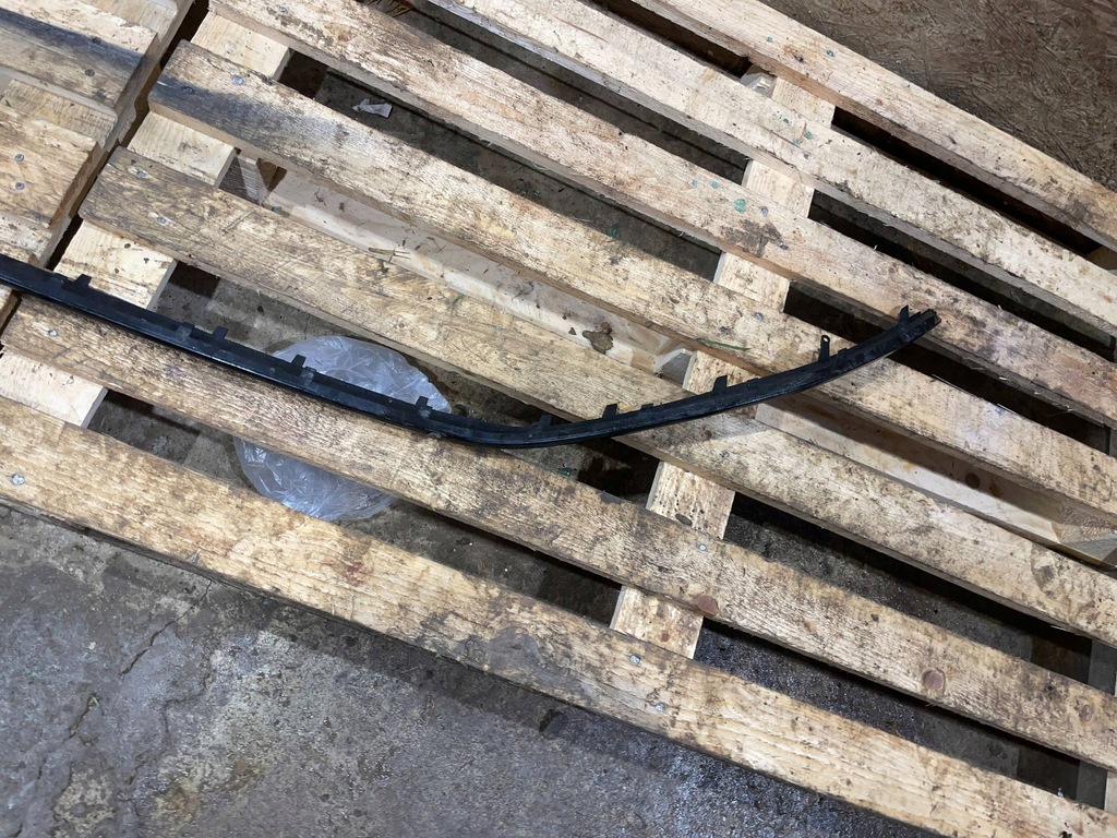 фото №9, Audi sq8 q8 s-line 4m8 18-23 молдинг накладка бампера перед передняя