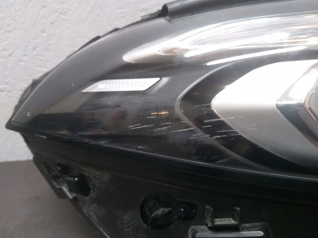 фото №2, Лампа перед правая mercedes a klasa w177 full led