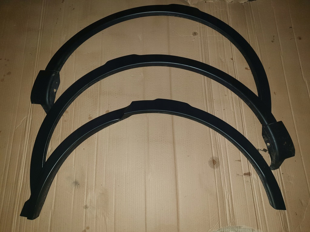 фото №3, Молдинг крыла левая задняя discovery sport 14-