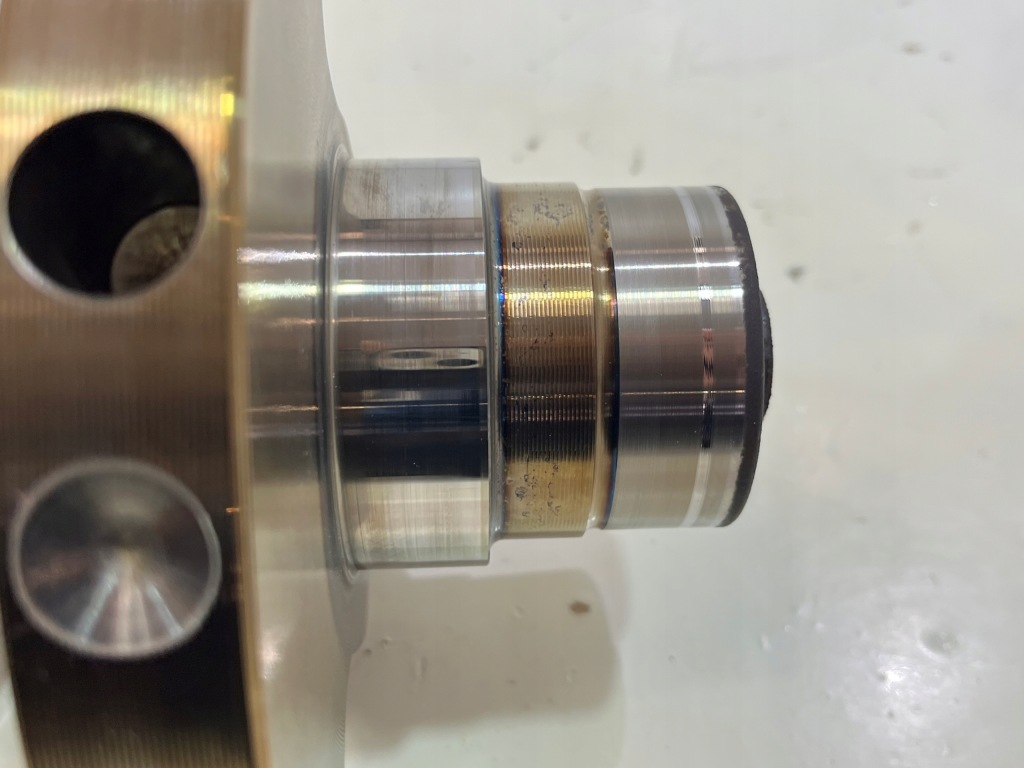 Wał коленчатый audi a7 c7 3.0 tfsi 06e101ag идеальный ! Недорого