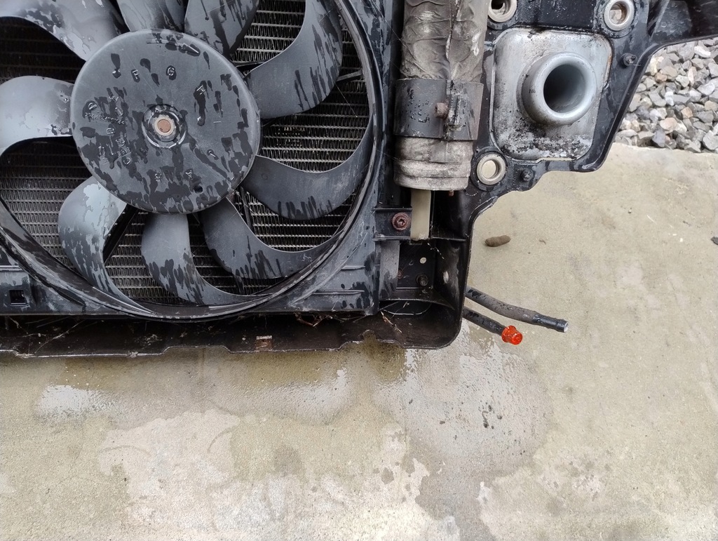 фото №8, Pas передний усилитель audi tt 8n 3.2fsi r32 8n0121205b