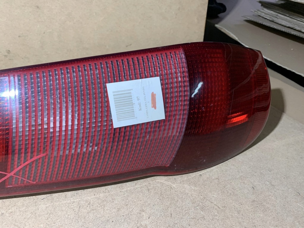 фото №3, Лампа левая задняя fiat punto 7730723