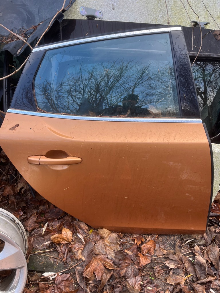 фото №1, Volvo v40 ii дверь левый задняя 704-16