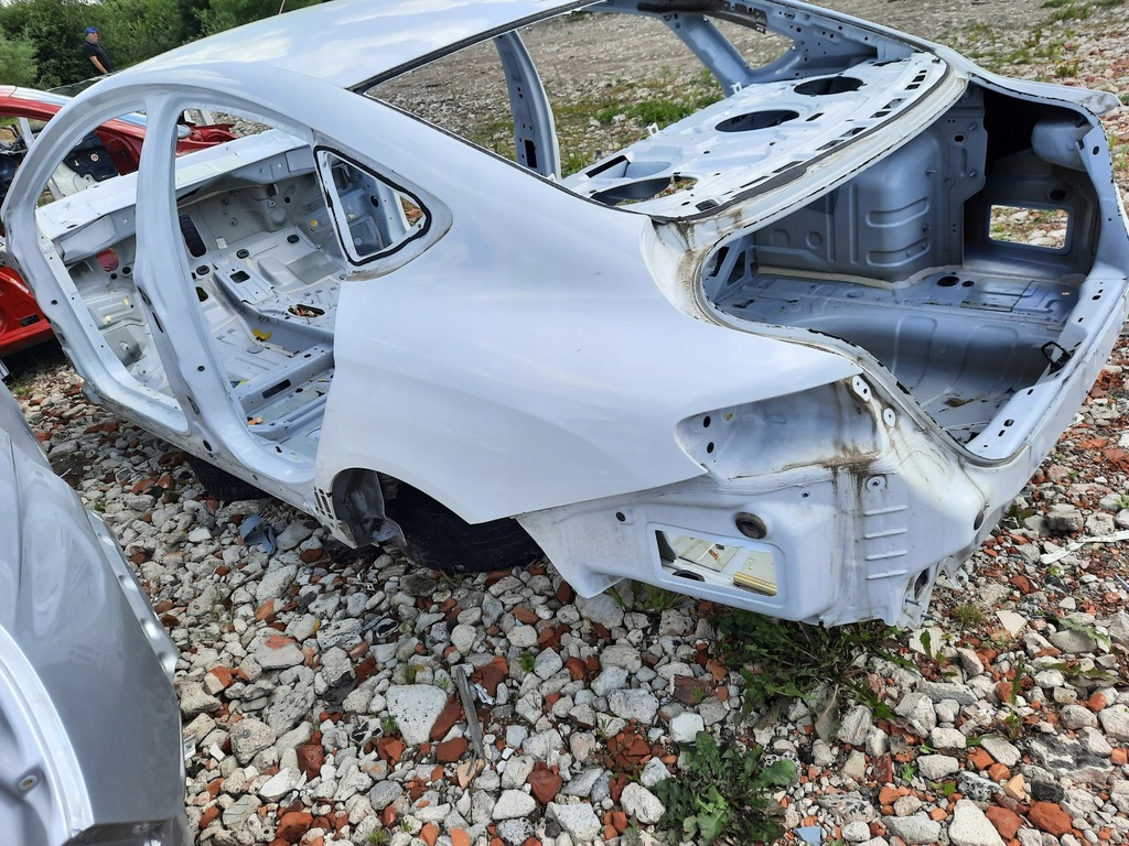 фото №1, Chrysler 200 четверть порог крыло крыша gw7