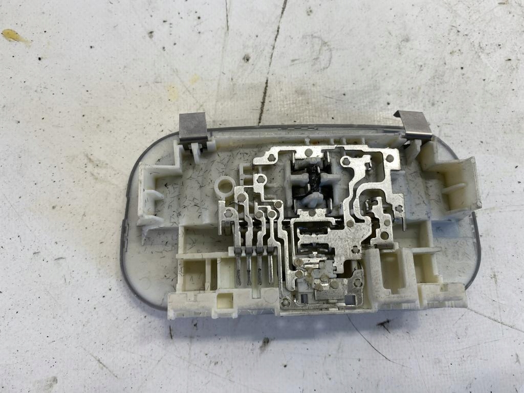 фото №2, Лампа podsugitki задняя освещение салона peugeot 207 sw 9652262180