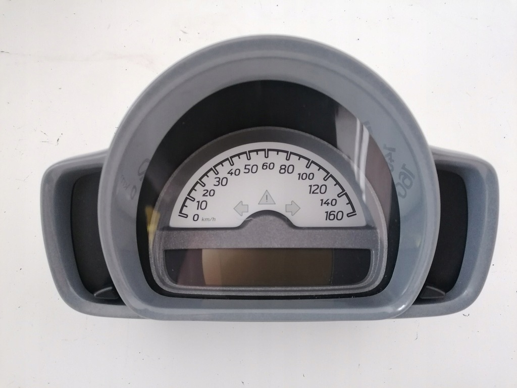 фото №1, Smart fortwo ii счетчик приборная панель a4515403247 europa cdi smart
