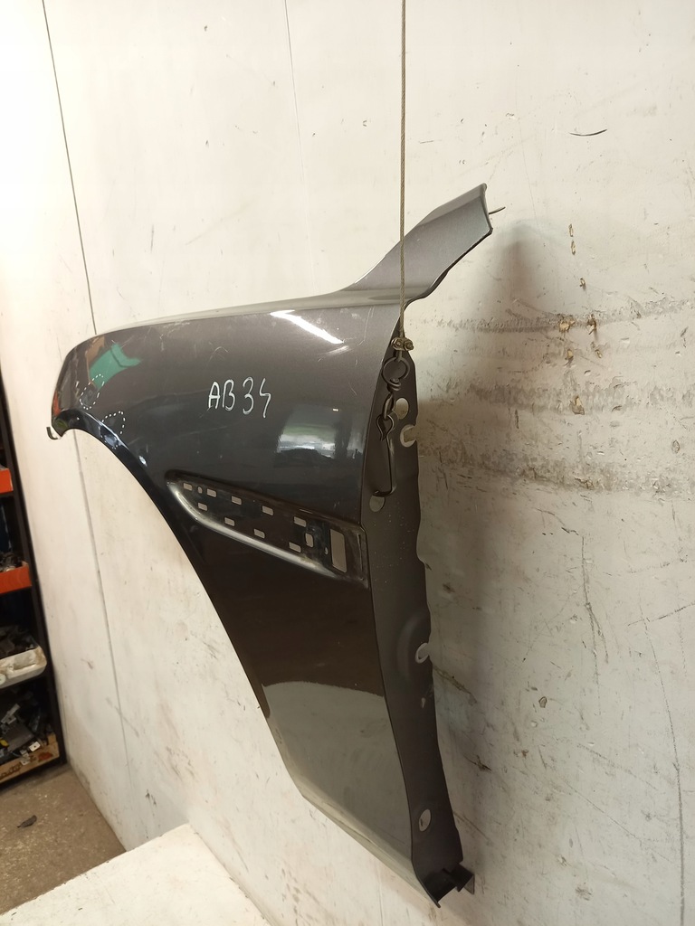 фото №11, Jaguar xe x760 gx73 крила лівий передній перед + молдинг напрямна кронштейн