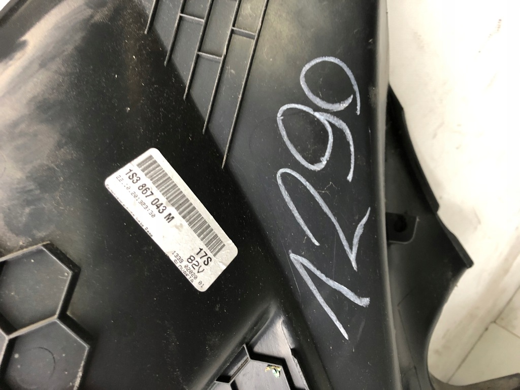 фото №8, Up! обшивка обивка левый задняя 1s3867043m