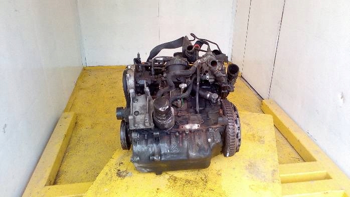 Двигатель комплект  peugeot 307 607 citroen c5 2.0 hdi rhs с Разборки