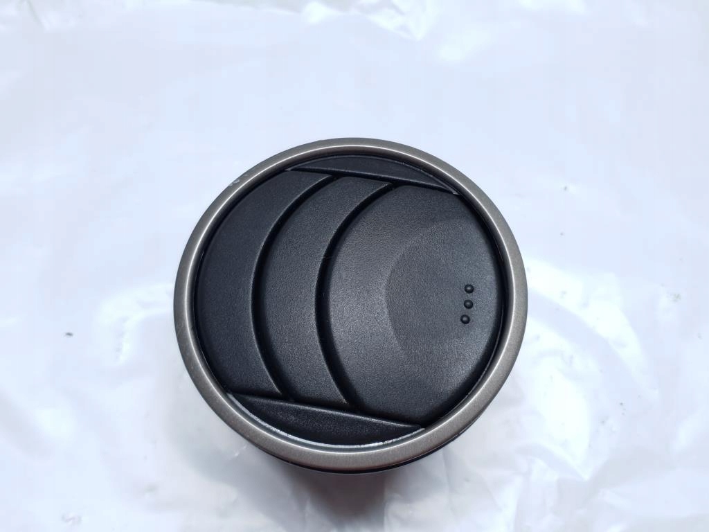 фото №1, Решётка обдув правая mazda 6 i gg