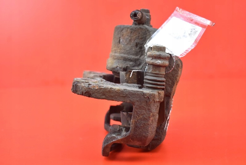 фото №5, Суппорт тормозной правый перед kia sportage 2 ii 2.0 crdi 112 km 04-08