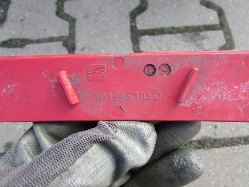 фото №8, Отражатель бампера задняя seat leon ii lift 09-12r 1p0945105d